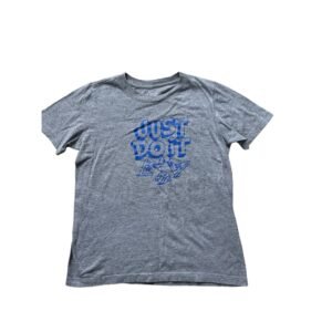 The Nike Boys Tee | Size L